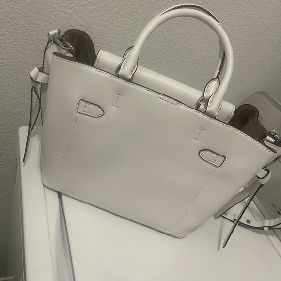Brand new Michael Kors handbag - Picture 3 of 5